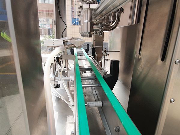 河南香辣醬灌裝機(jī)